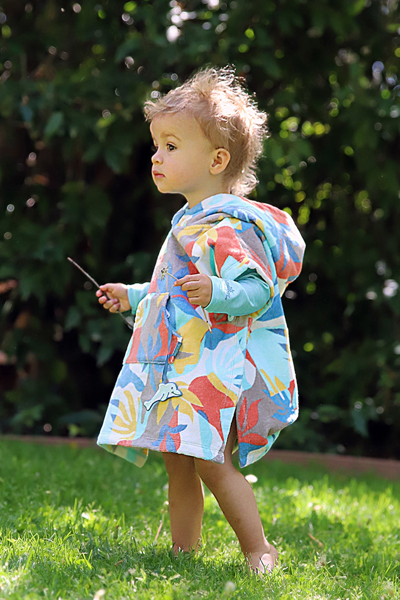 baby in hooded beach poncho|beach-picasso