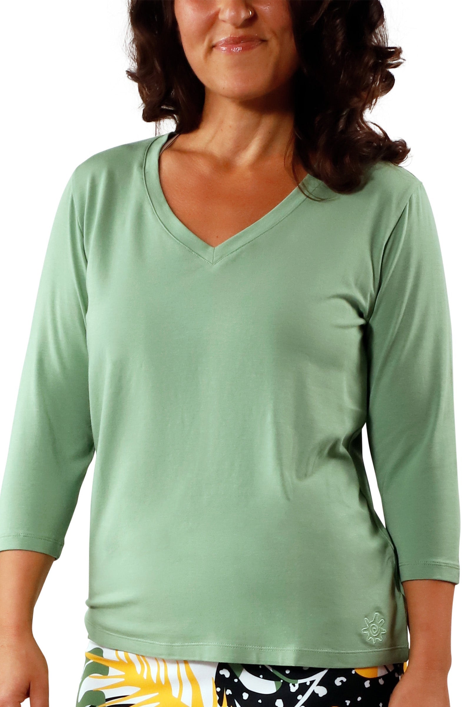 Women's 3/4 Sleeve V-Neck R&R Tee in Sage|sage
