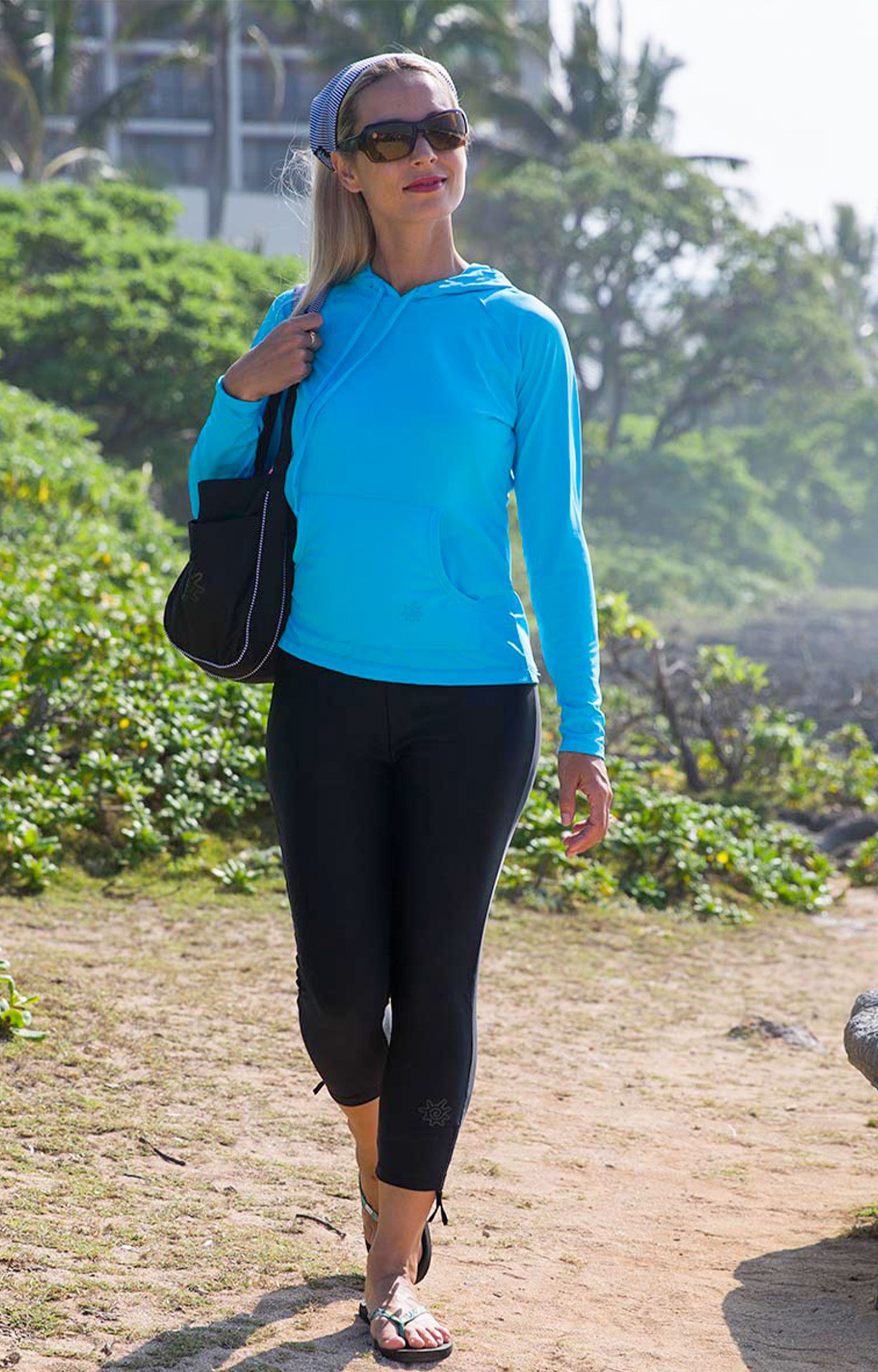 Woman in UV Skinz's pullover hoodie|black