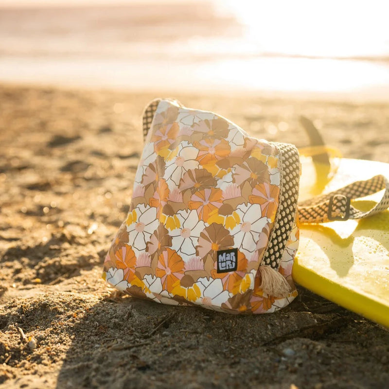Marloru Splash-Friendly Beach Bag in Stay Wild|stay-wild