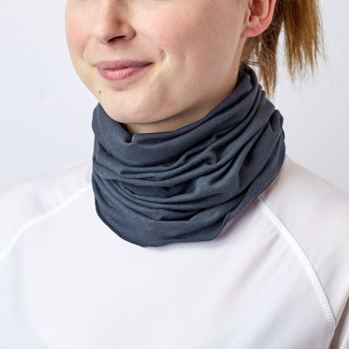 5 Ways to Wear a UPF Neck Shield | UV Skinz