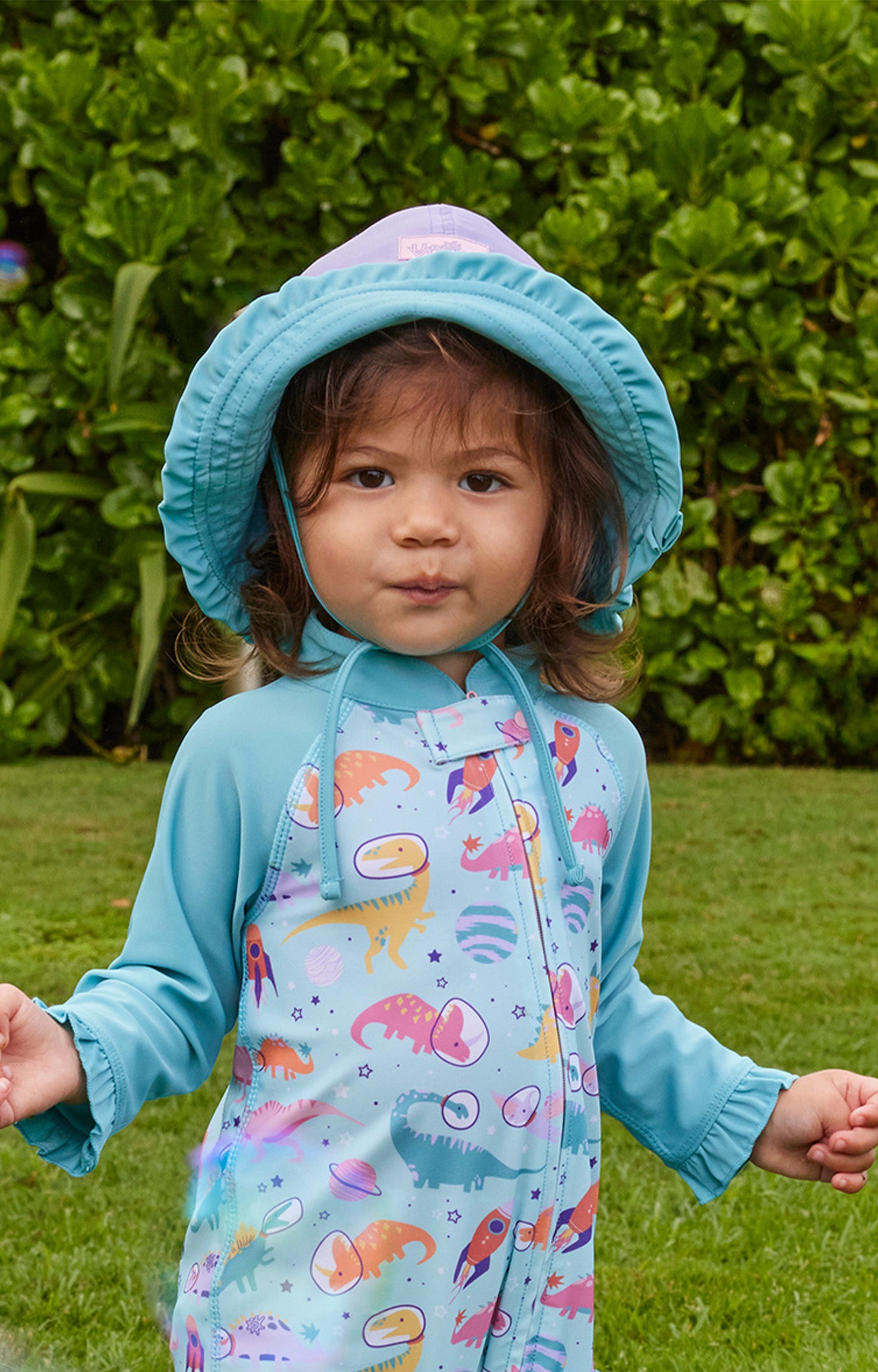 baby girl in reversible sun hat|daybreak-lakeshore
