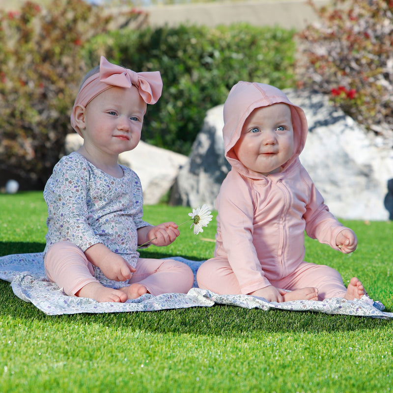 babies playing on my first sun blanket|sonora-meadows