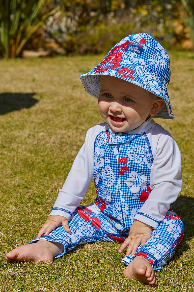 Baby in UV Skinz's baby boy's sun hat in red americana gingham|red-americana-gingham