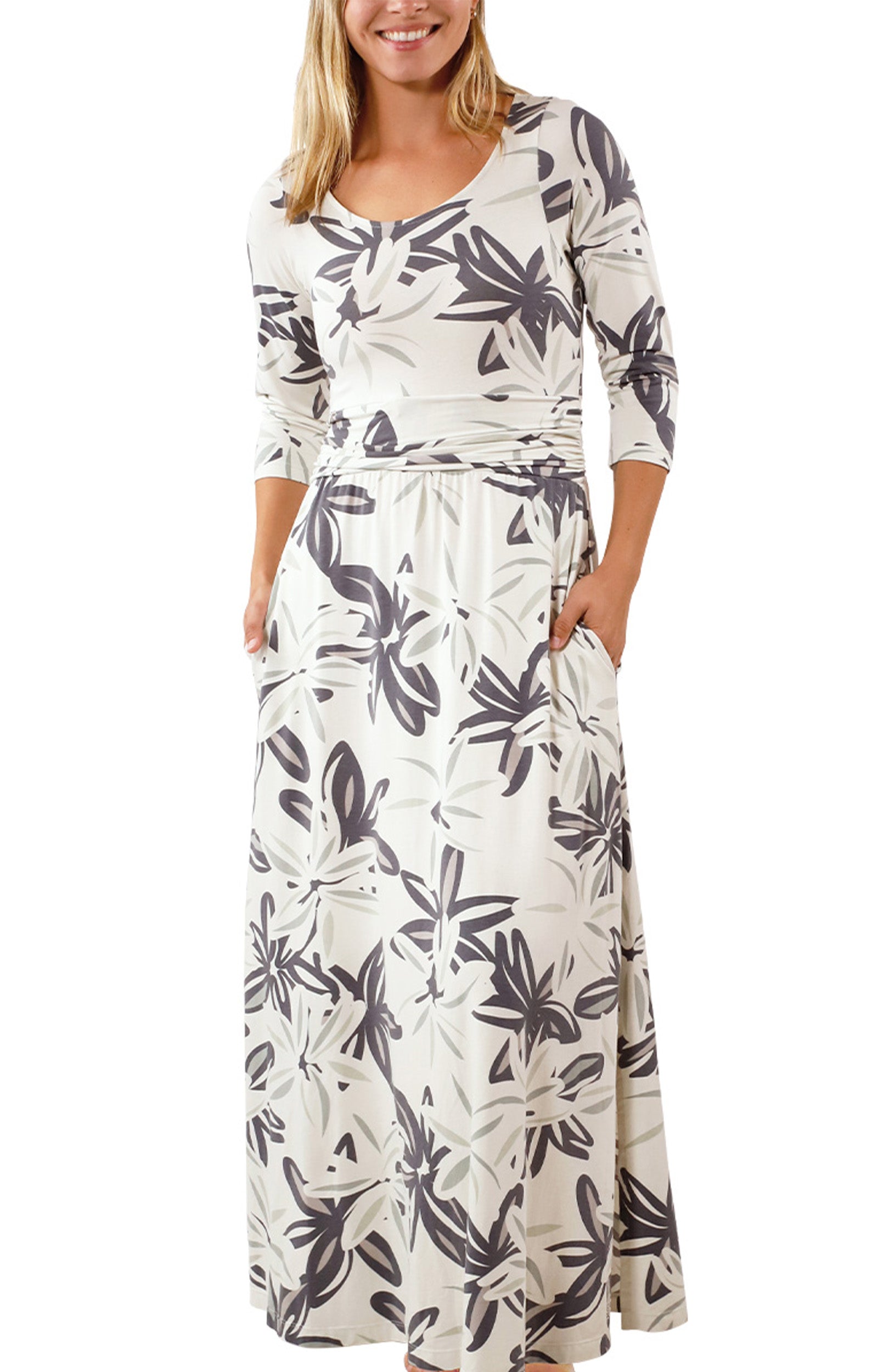womens scoop neck maxi dress in breezy floral|breezy-floral