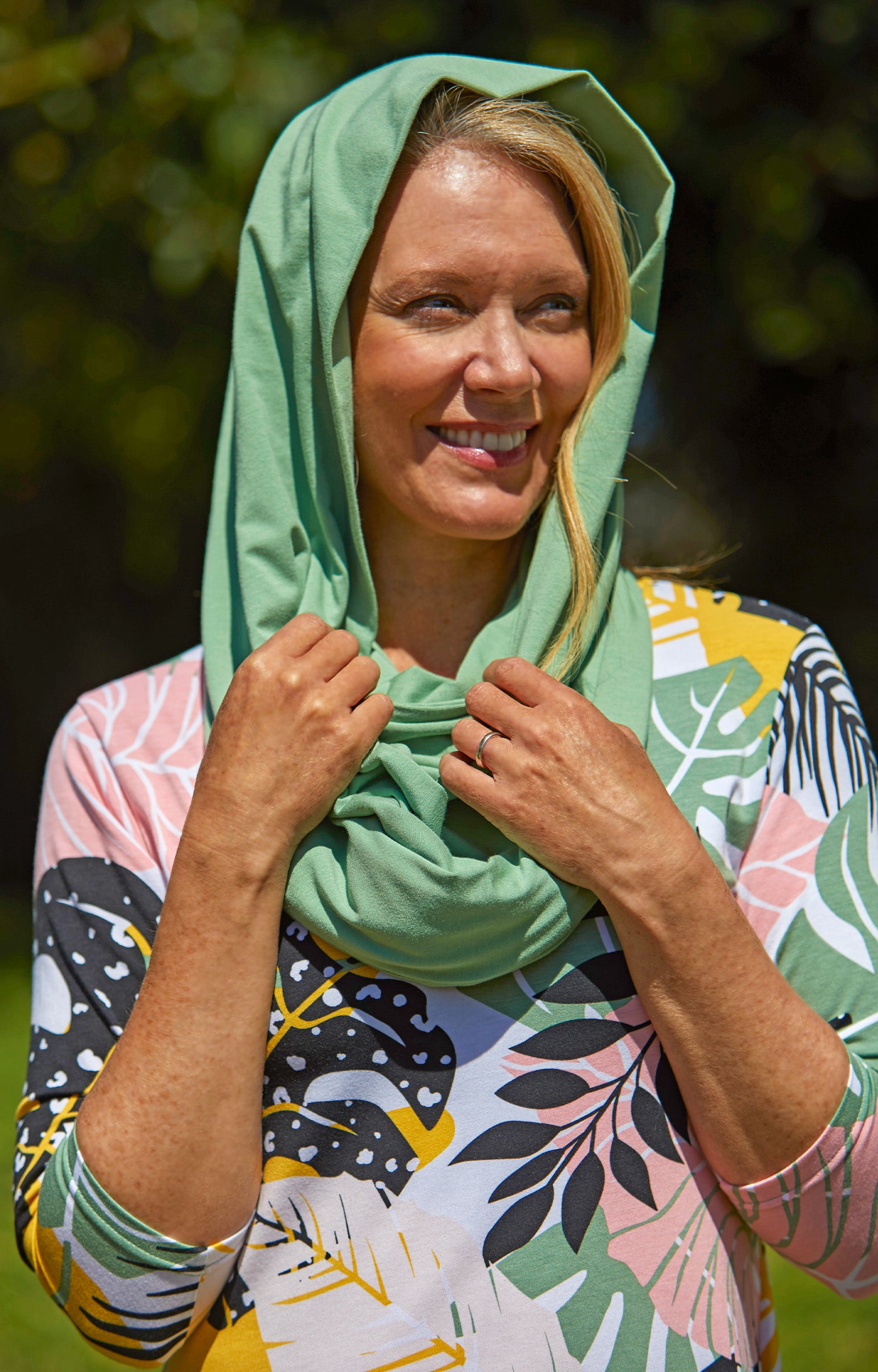 Women's Packable Infinity Scarf