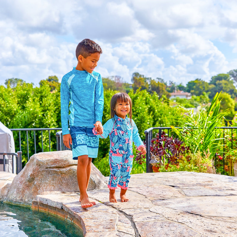 Boy with Little Sister in UV Skinz's Boy's Long Sleeve Active Sun & Swim Shirt|cool-grey-jaspe