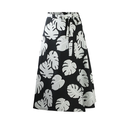 Women's Wrap Skirt in Black Flora|black-flora