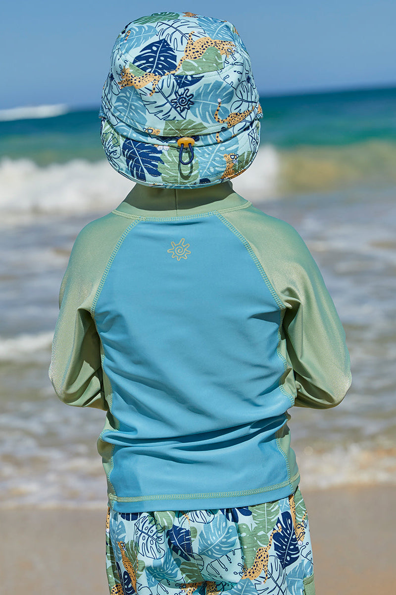 |turquoise-stained-glass
